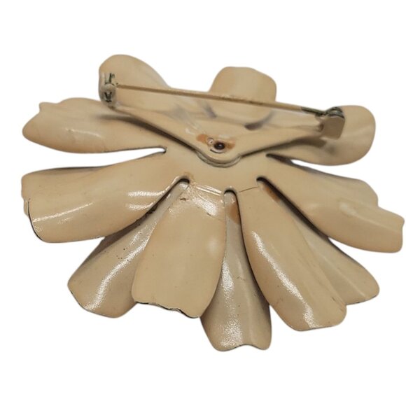 Vintage Enamel Flower Brooch Pin Brown Cream Retro Boho 3D 2.5" 1960s - Picture 8 of 8